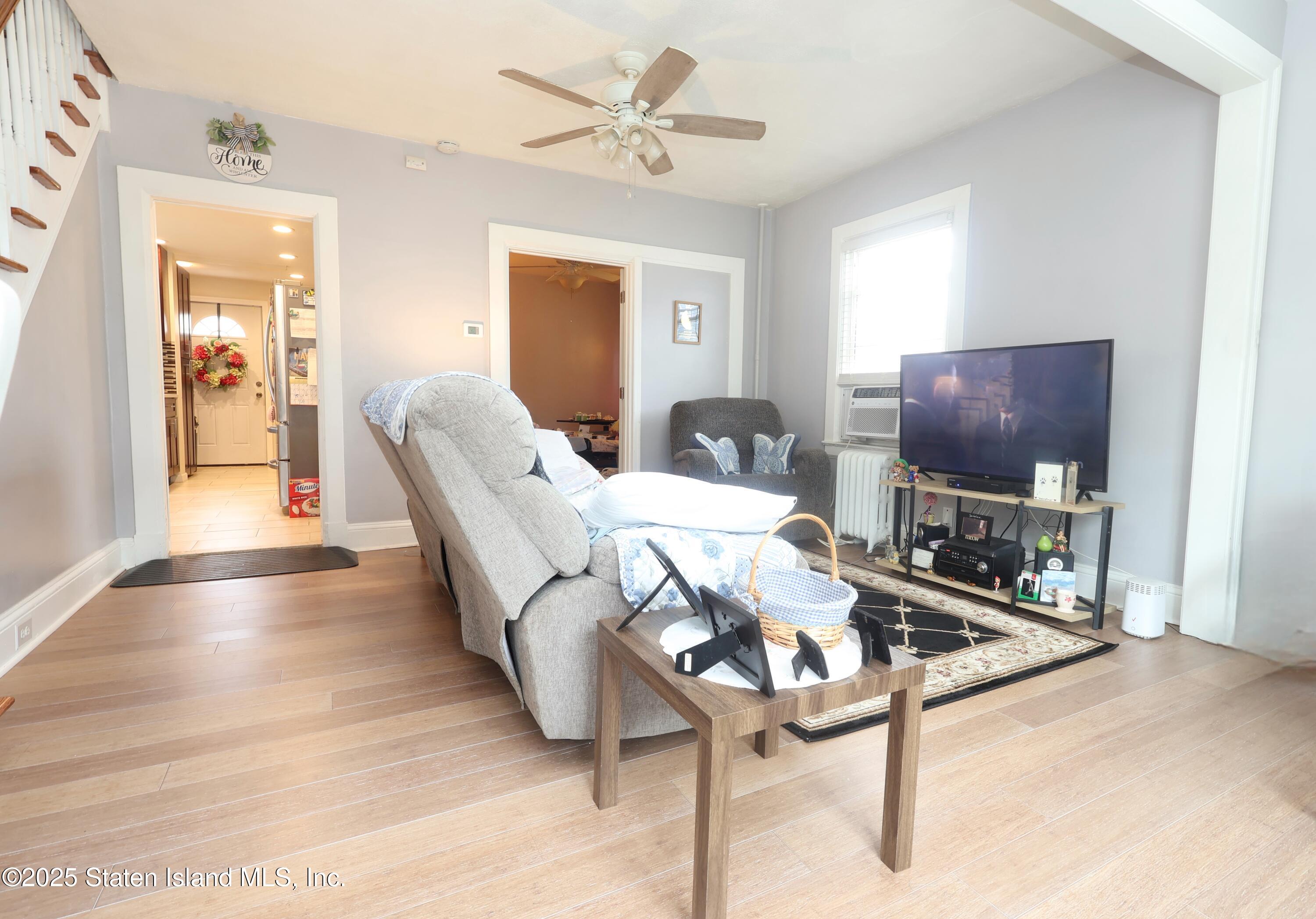 3 Taylor Court, Staten Island, New York image 6