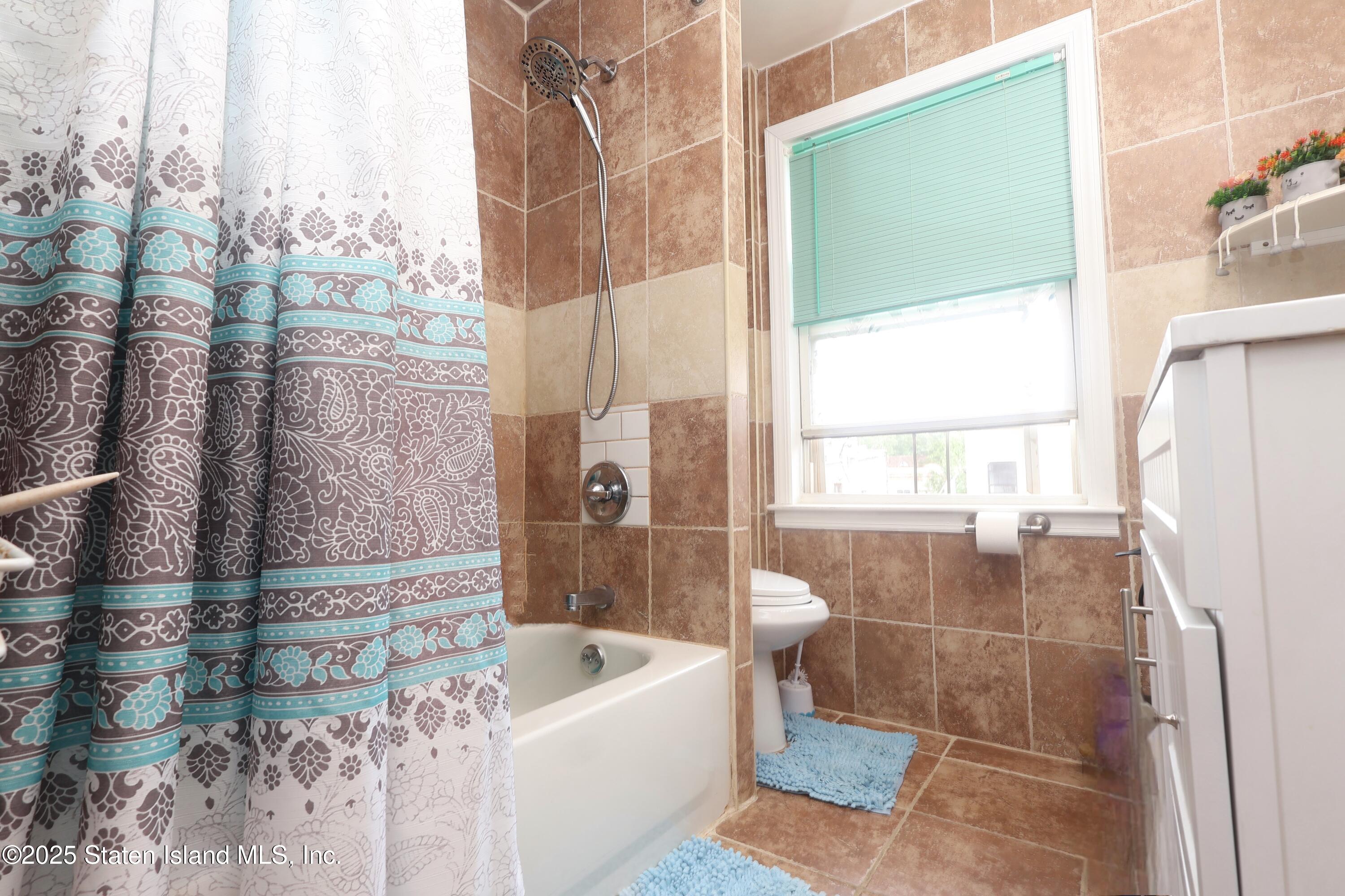 3 Taylor Court, Staten Island, New York image 15