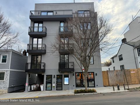 Apartment For Rent - 430 St Marks Place #3B<br/> Staten Island, NY 10301