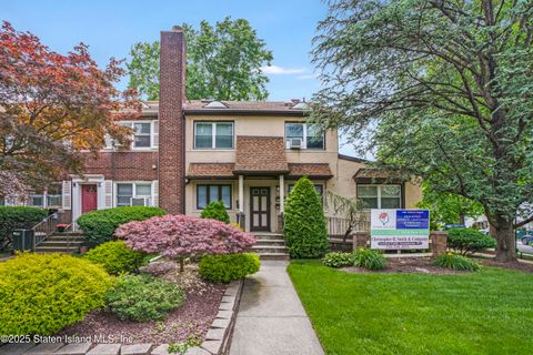 Photo of 482 Manor Road, Staten Island, NY 10314 (MLS # 2503514)