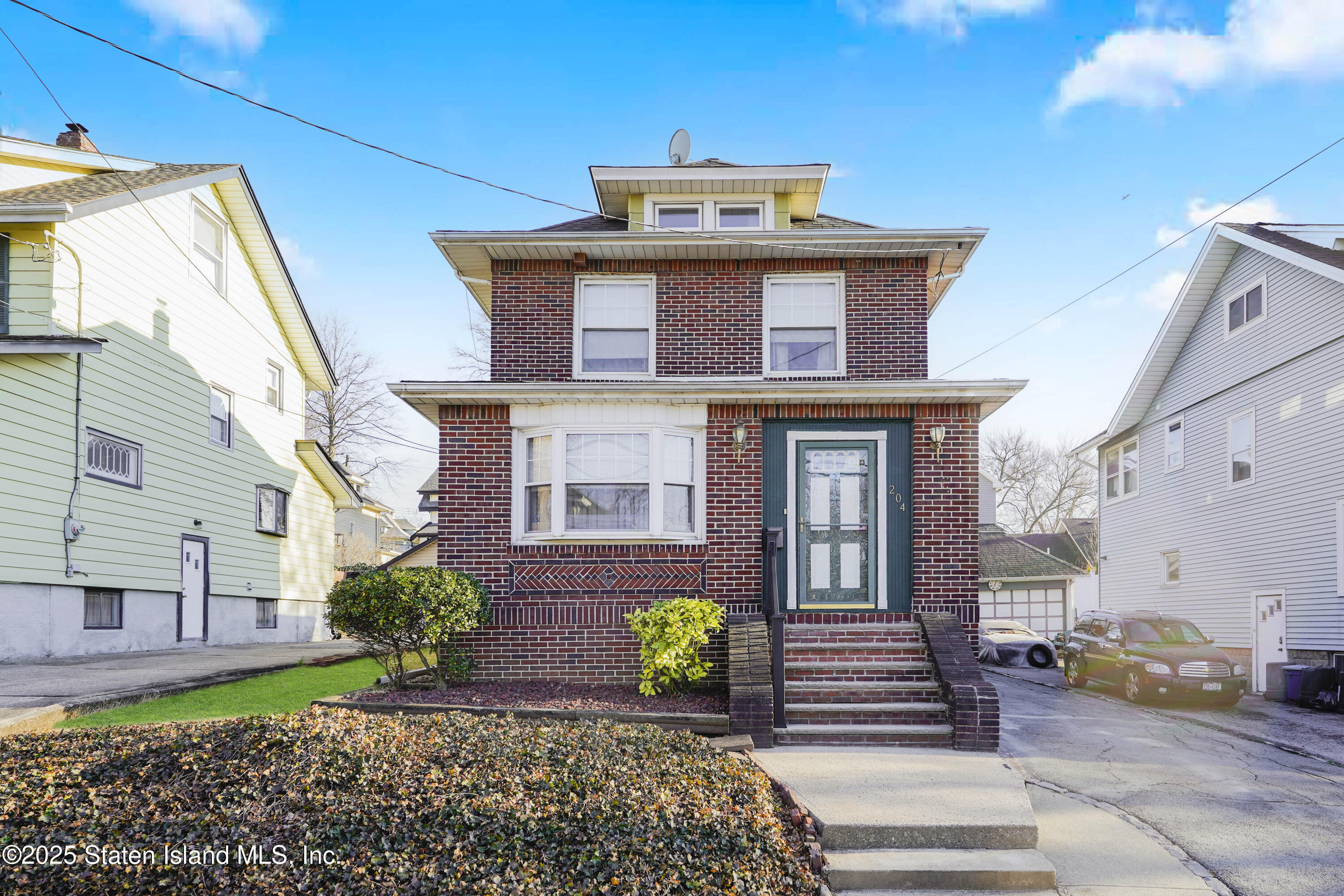 204 Utter Avenue, Staten Island, New York image 1