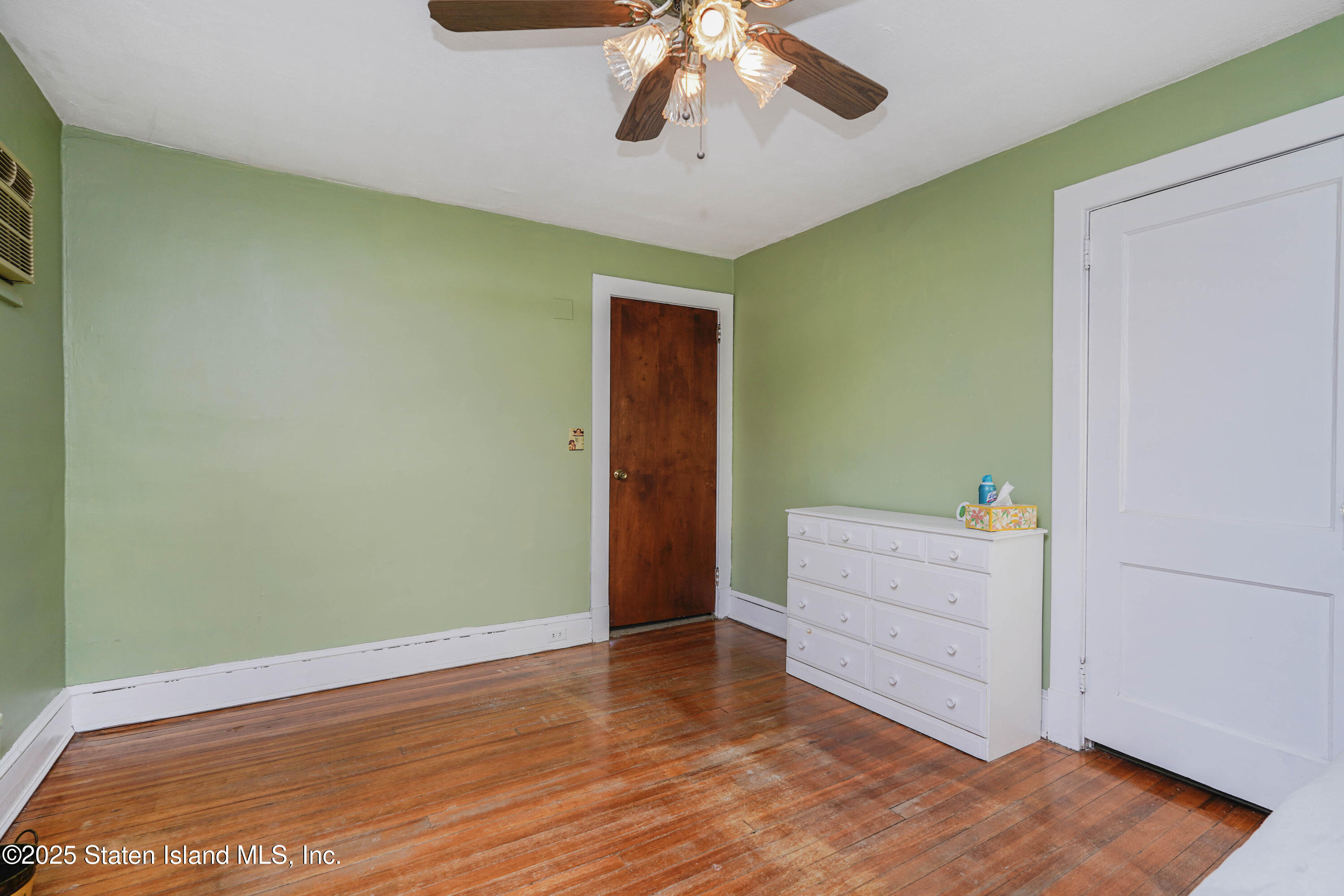 204 Utter Avenue, Staten Island, New York image 20