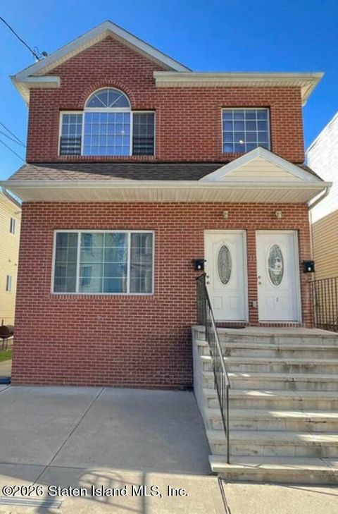 Photo of 29 Stanley Avenue, Staten Island, NY 10301 (MLS # 2600698)