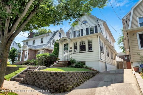 Photo of 36 University Place, Staten Island, NY 10301 (MLS # 1159970)