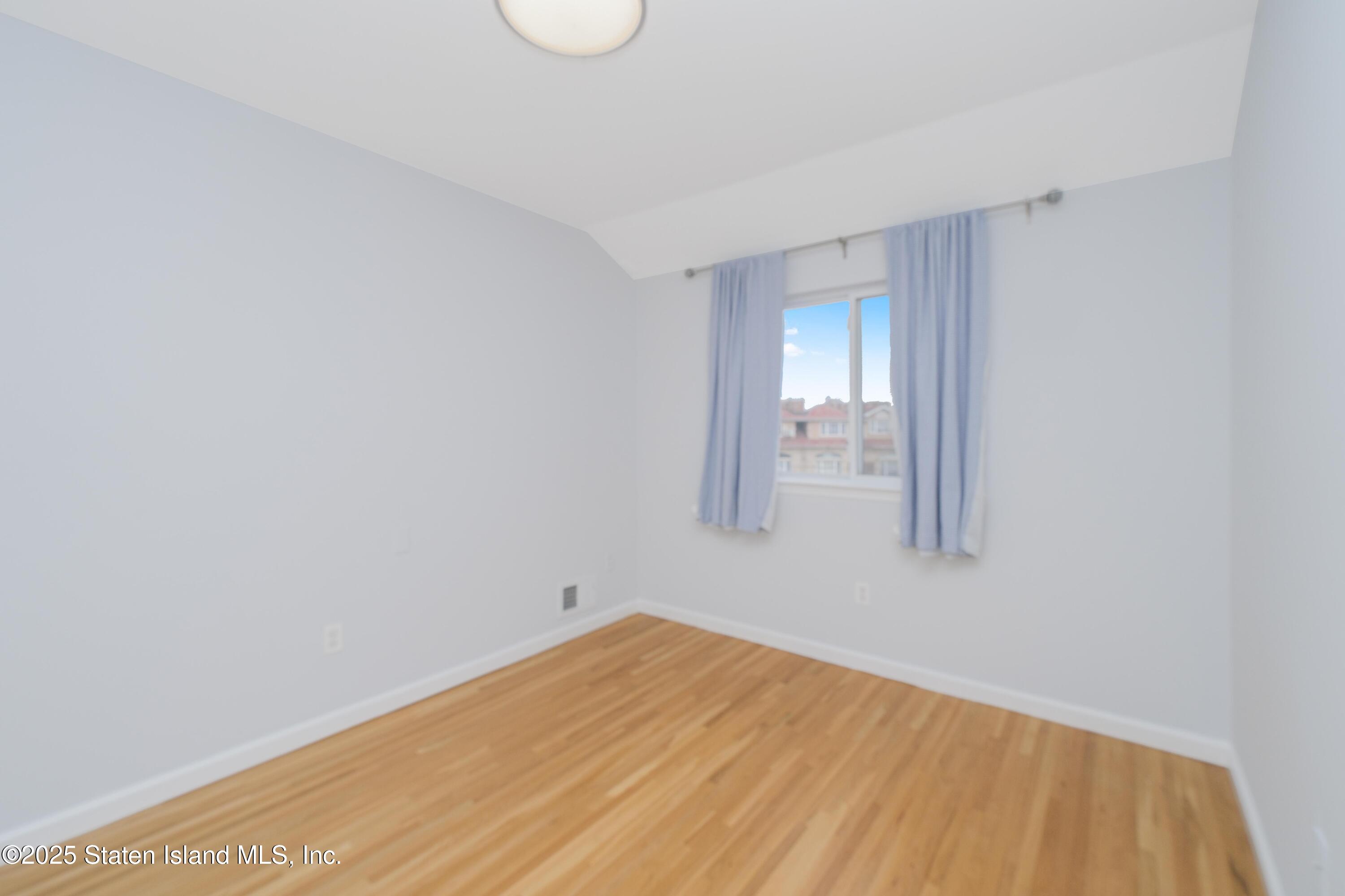 14 Ragazzi Lane, Staten Island, New York image 18