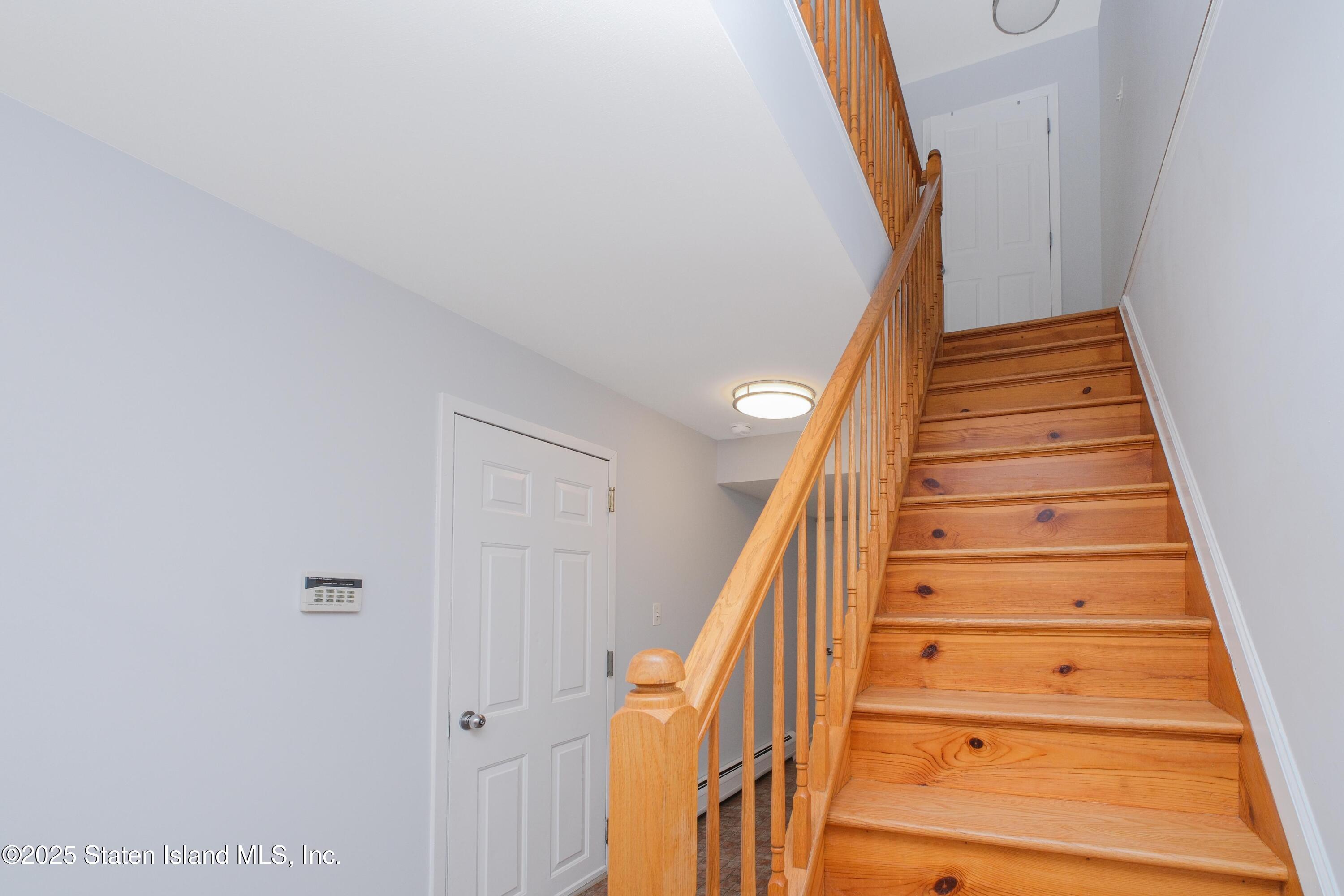 14 Ragazzi Lane, Staten Island, New York image 4