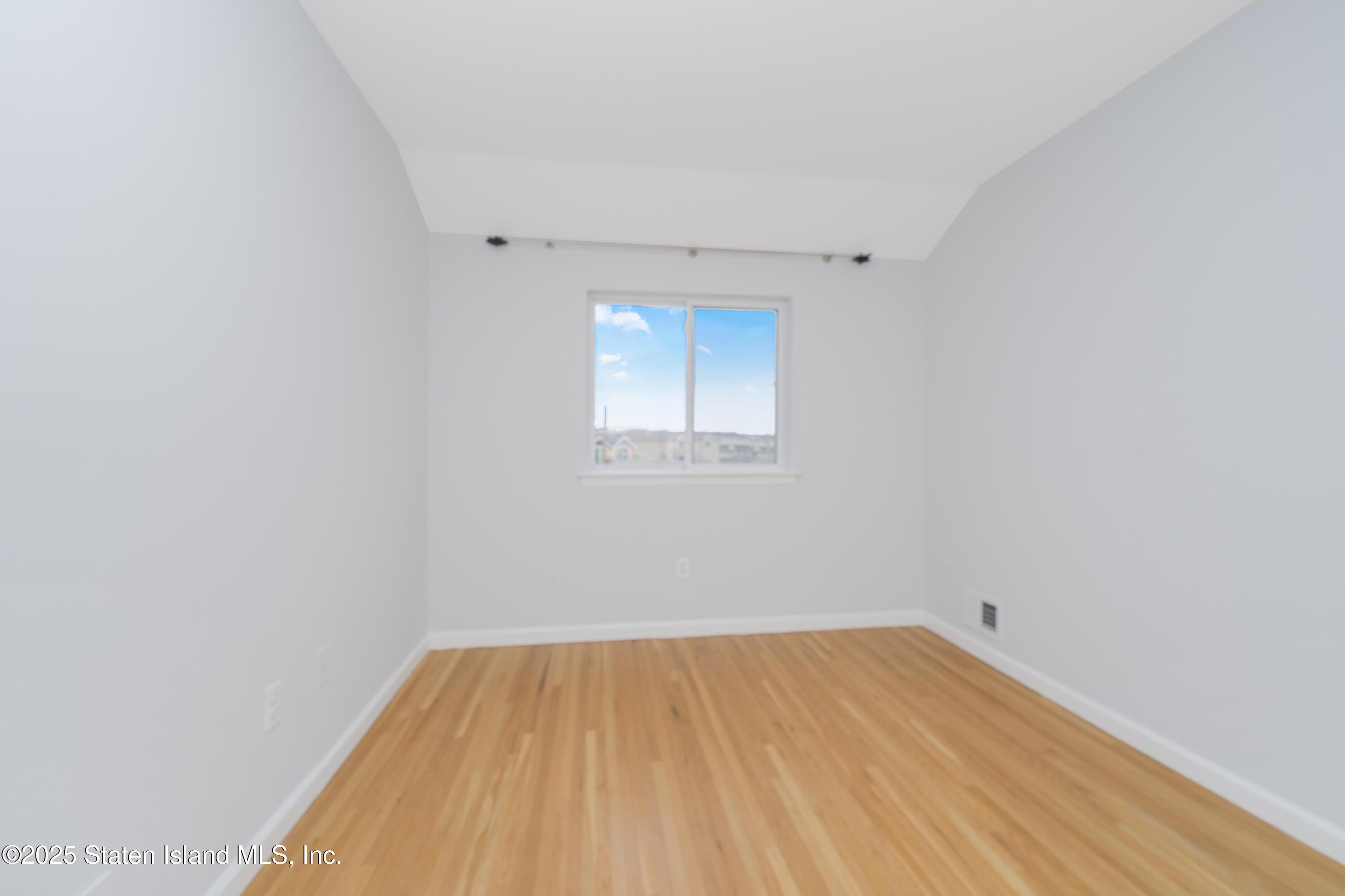 14 Ragazzi Lane, Staten Island, New York image 20