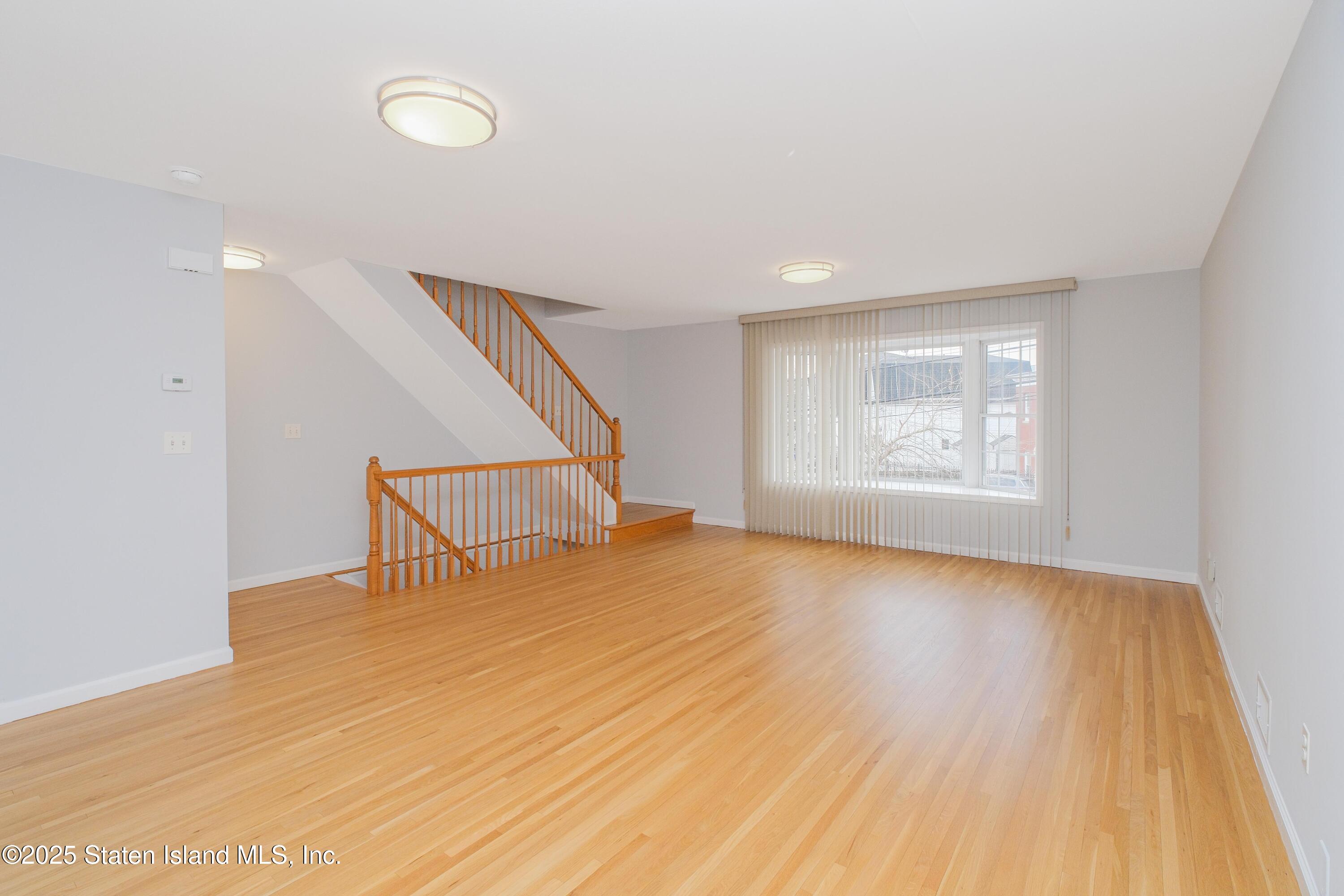 14 Ragazzi Lane, Staten Island, New York image 37