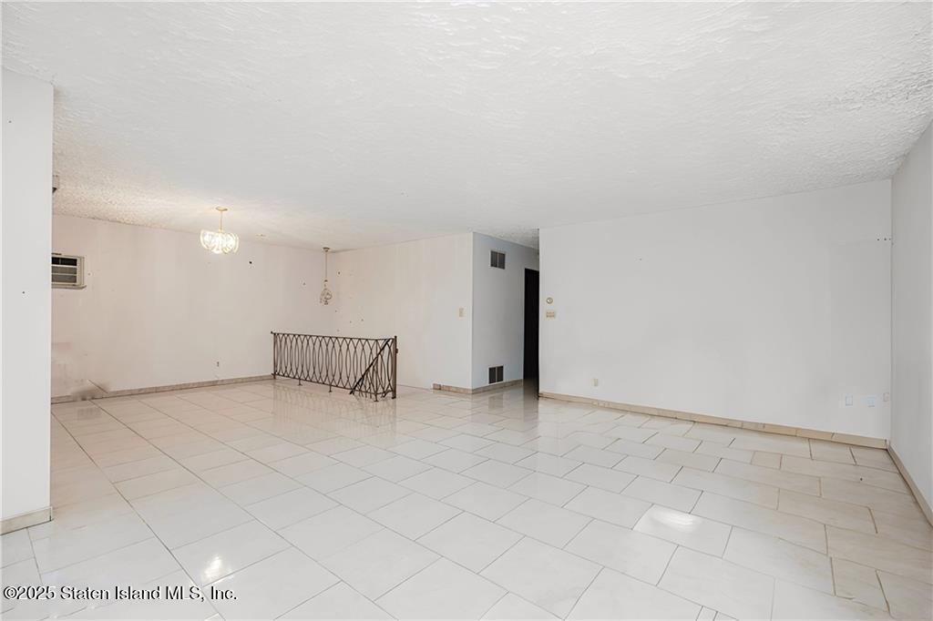 117 Gary Place, Staten Island, New York image 6