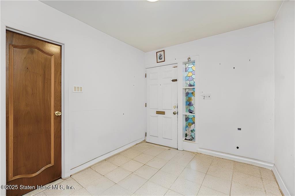 117 Gary Place, Staten Island, New York image 21