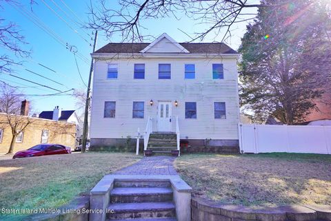 Photo of 7372 Amboy Road, Staten Island, NY 10307 (MLS # 1160201)