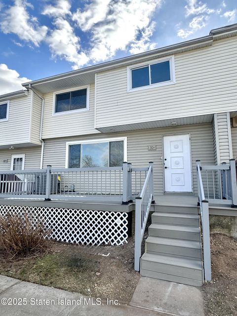 Photo of 430 Caswell Avenue #1, Staten Island, NY 10314 (MLS # 2503325)