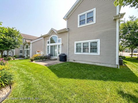 Tiny photo for 20 Tides Lane, Staten Island, NY 10309 (MLS # 2600375)