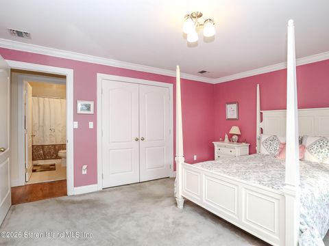 Tiny photo for 20 Tides Lane, Staten Island, NY 10309 (MLS # 2600375)