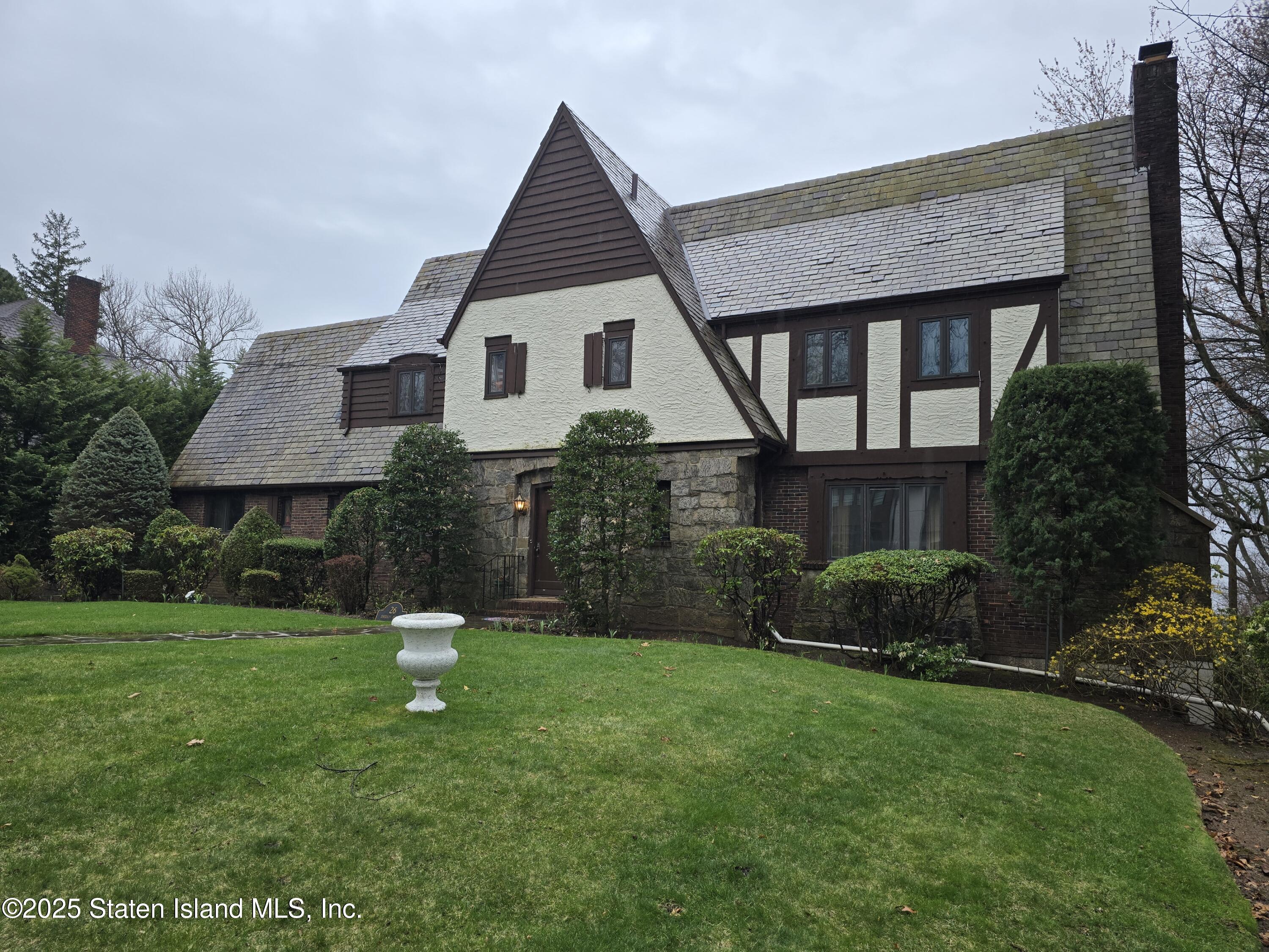 26 Emerson Avenue, Staten Island, New York image 3