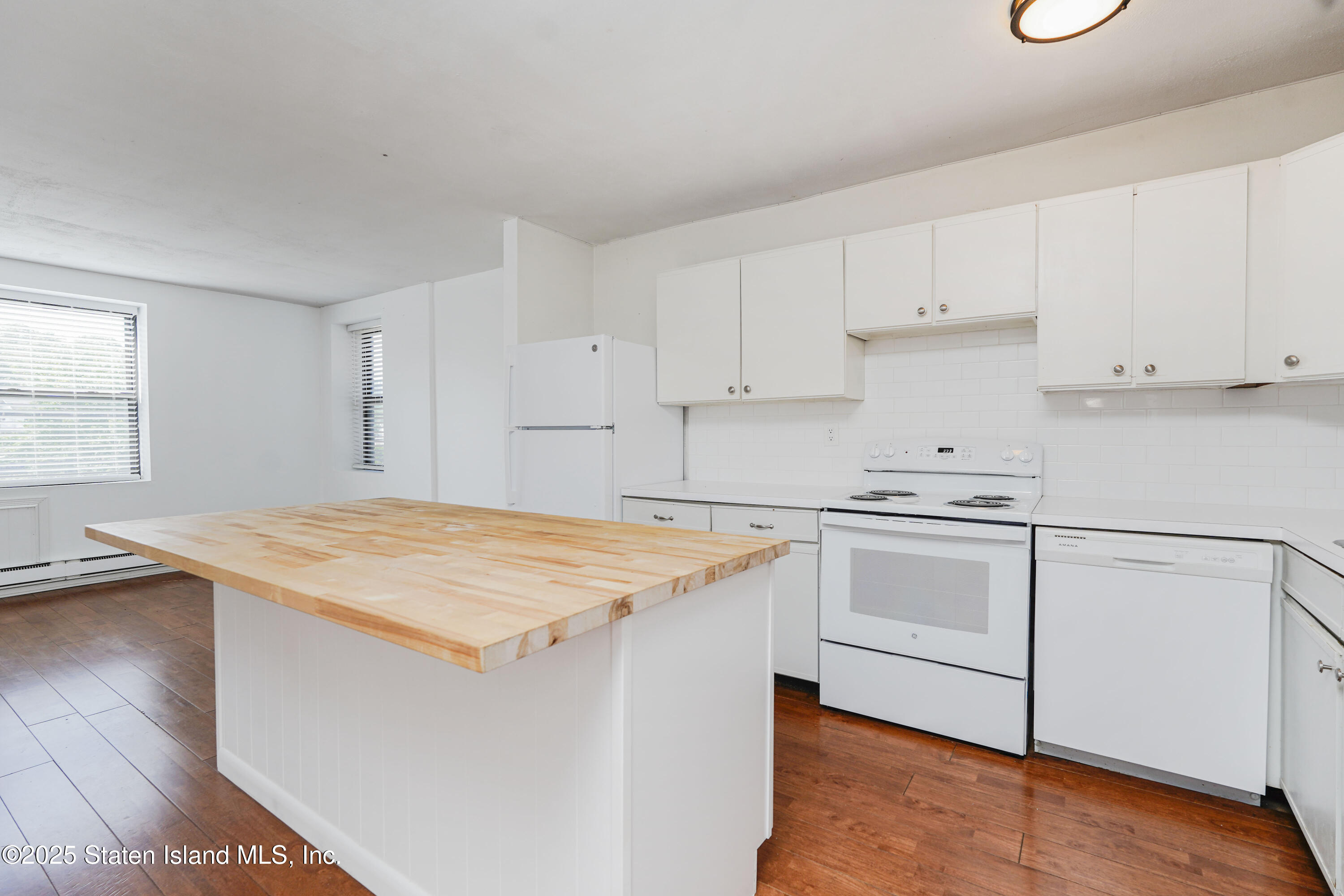 1160 Richmond Road #4E, Staten Island, New York image 4