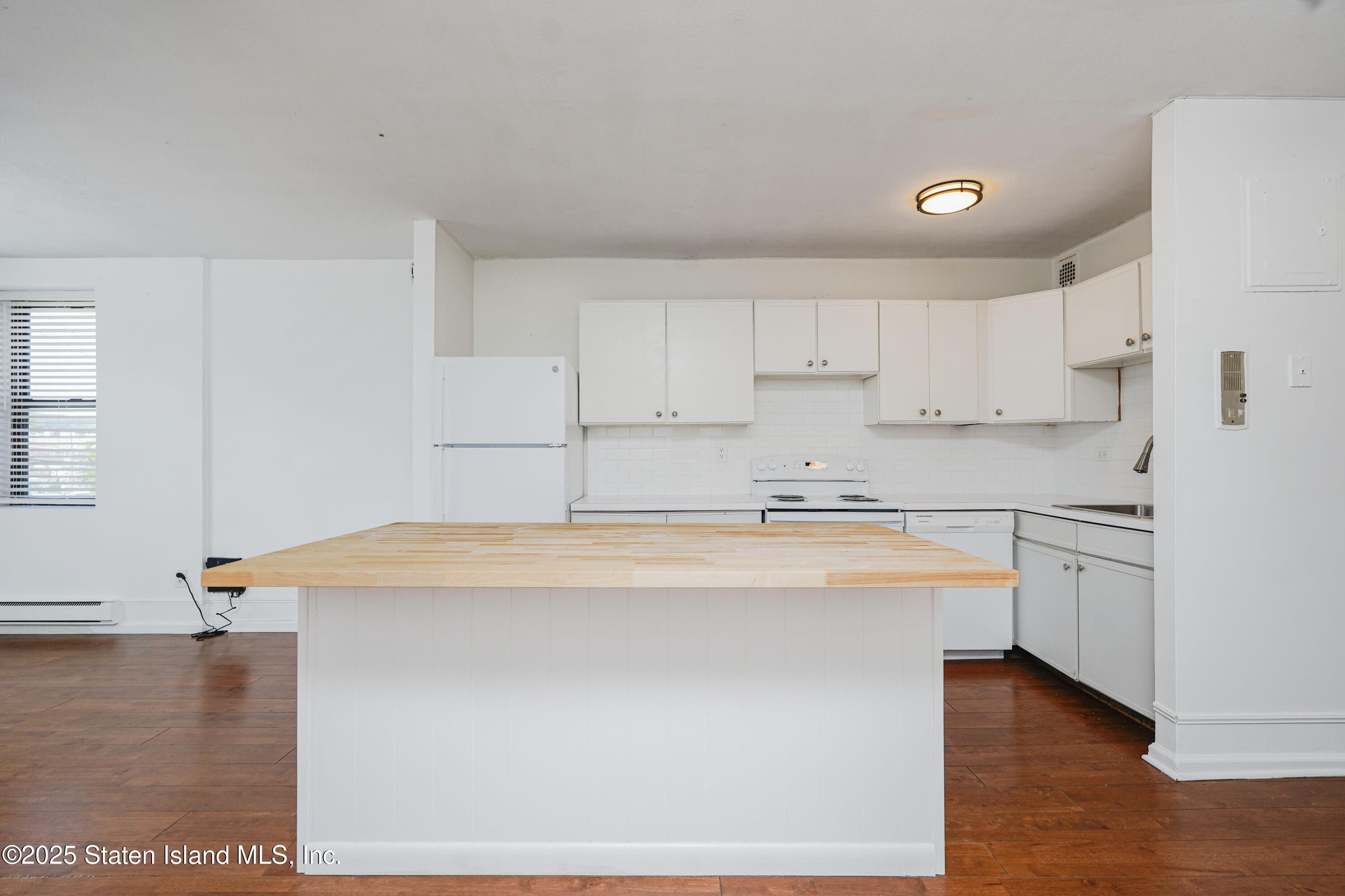 1160 Richmond Road #4E, Staten Island, New York image 5