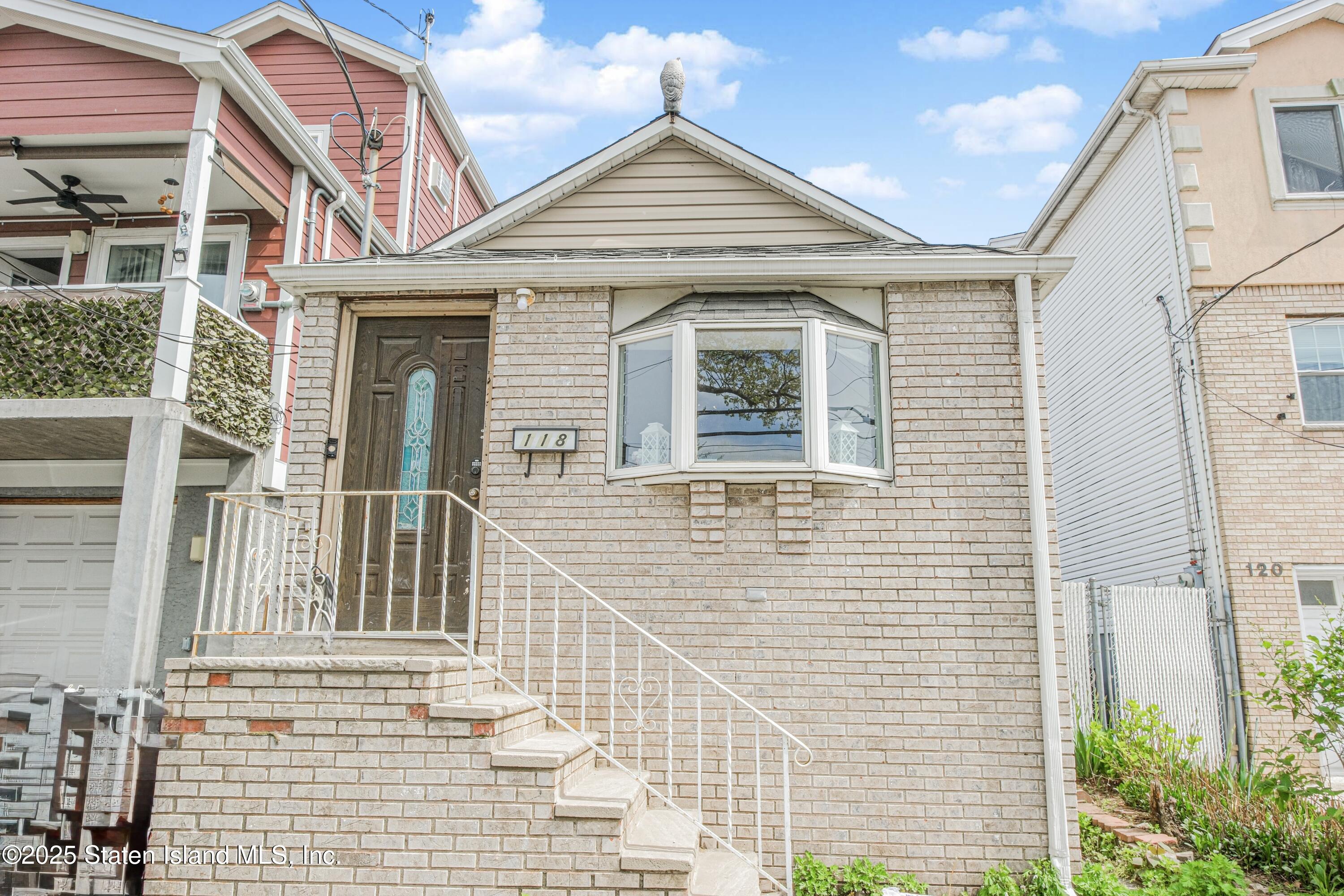 118 Baden Place, Staten Island, New York image 1