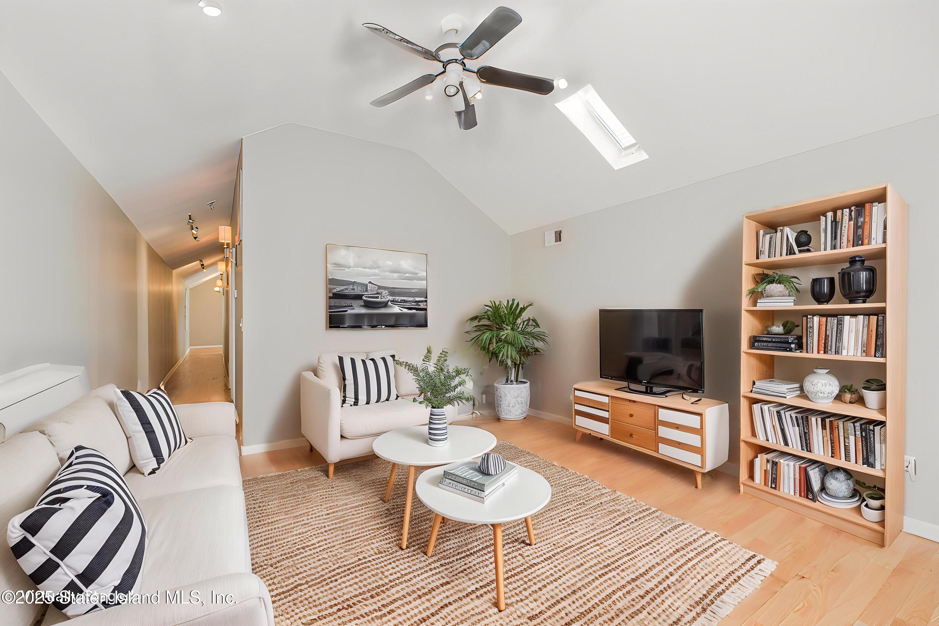 118 Baden Place, Staten Island, New York image 3