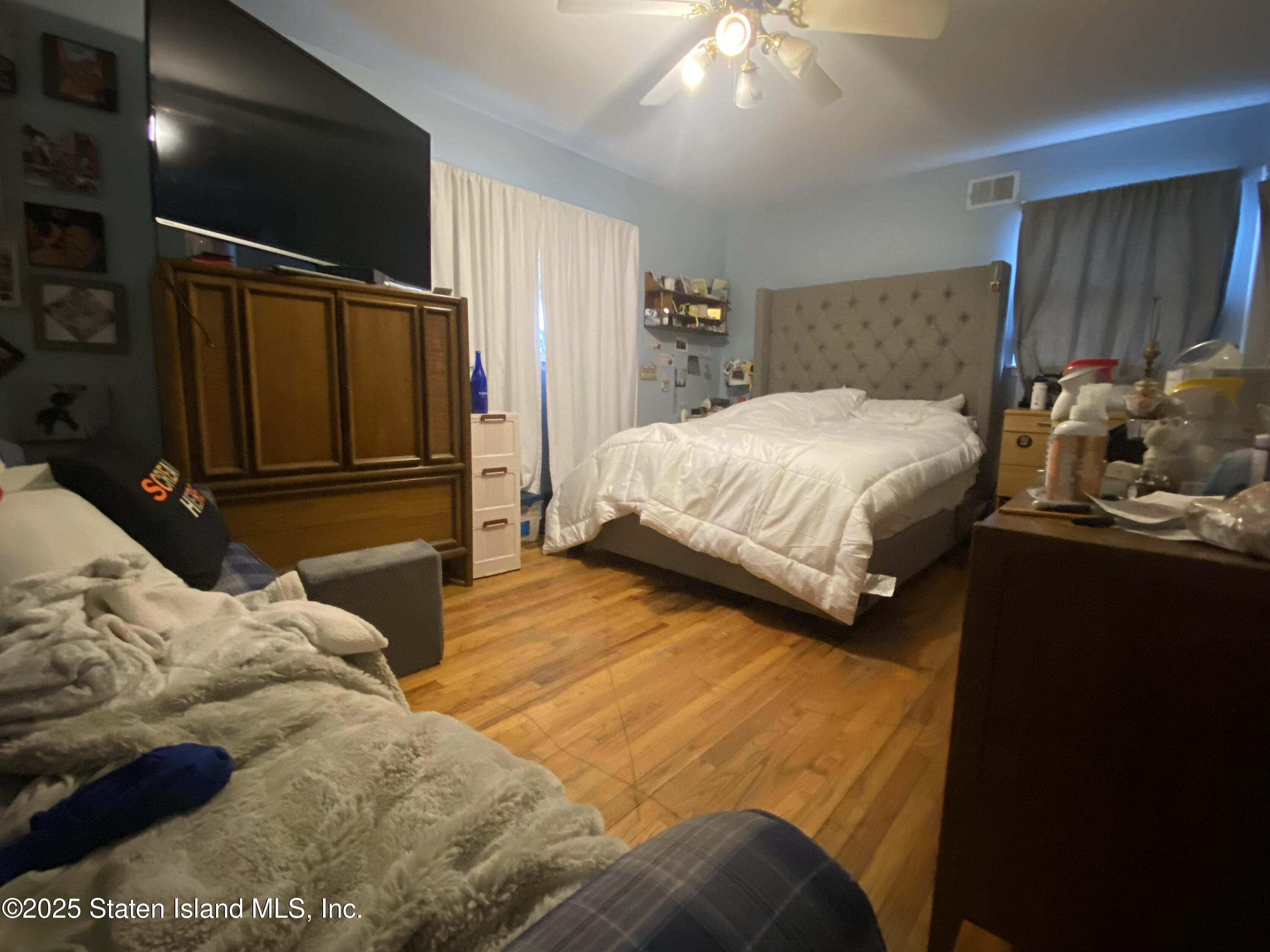 946 Drumgoole Road, Staten Island, New York image 18