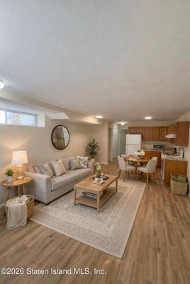 563 BLOOMINGDALE RD, STATEN ISLAND, NY 10309 - Image 0a793467f313494e9c8a617b2bbfccf8/1716207246