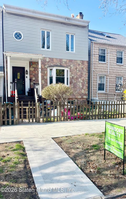 Photo of 73 Cliff Street, Staten Island, NY 10305 (MLS # 2601866)