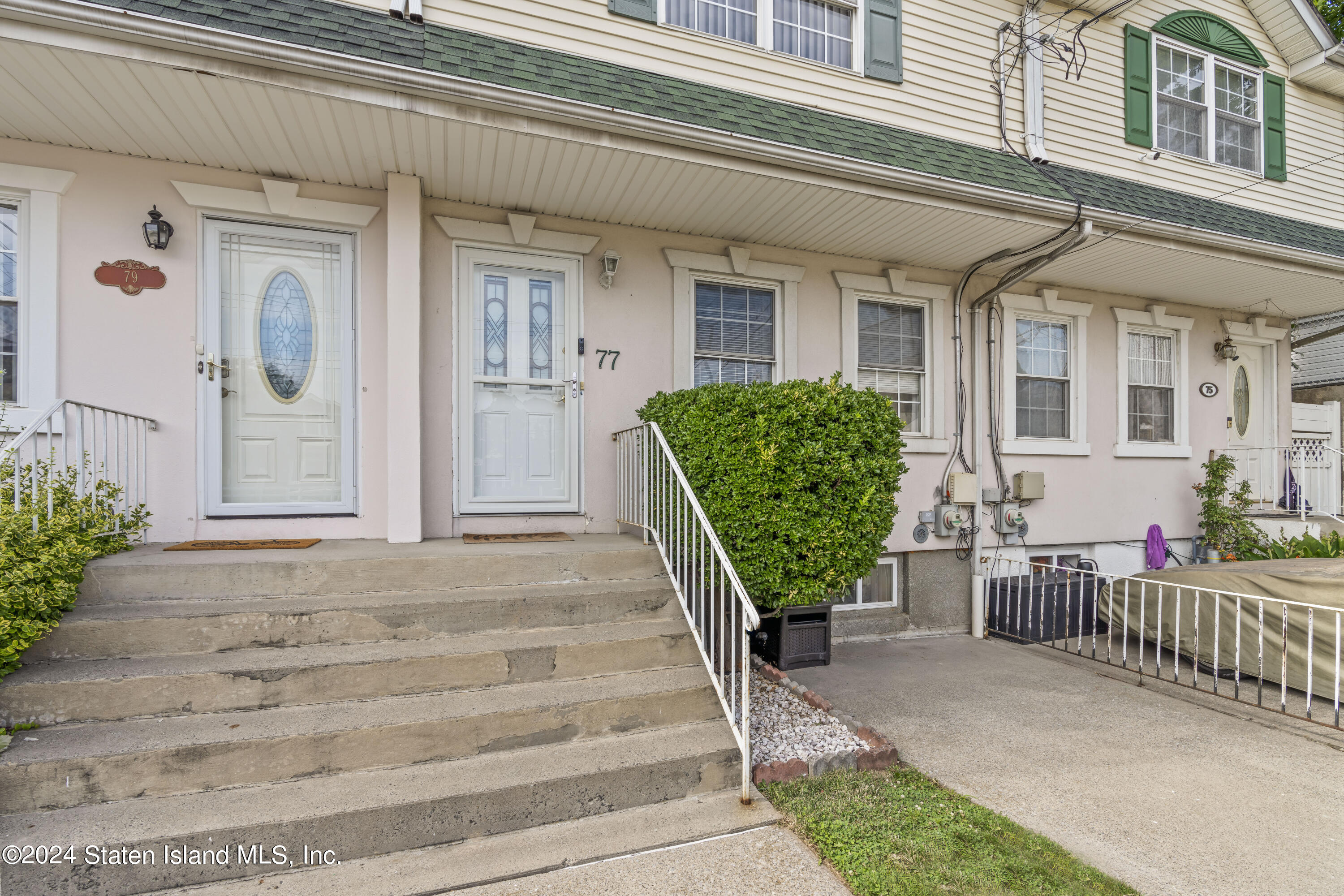 77 Chestnut Avenue, Staten Island, New York image 3