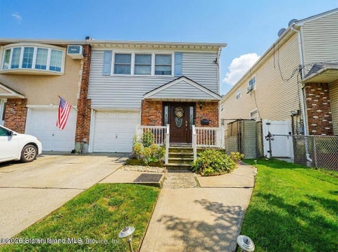 Apartment For Rent - 58 E Stroud Avenue<br/> Richmond County, Staten Island, NY 10308