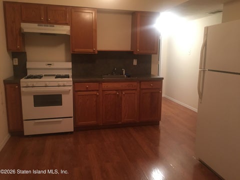 Apartment For Rent - 249 Warwick Avenue #2<br/> Staten Island, NY 10314