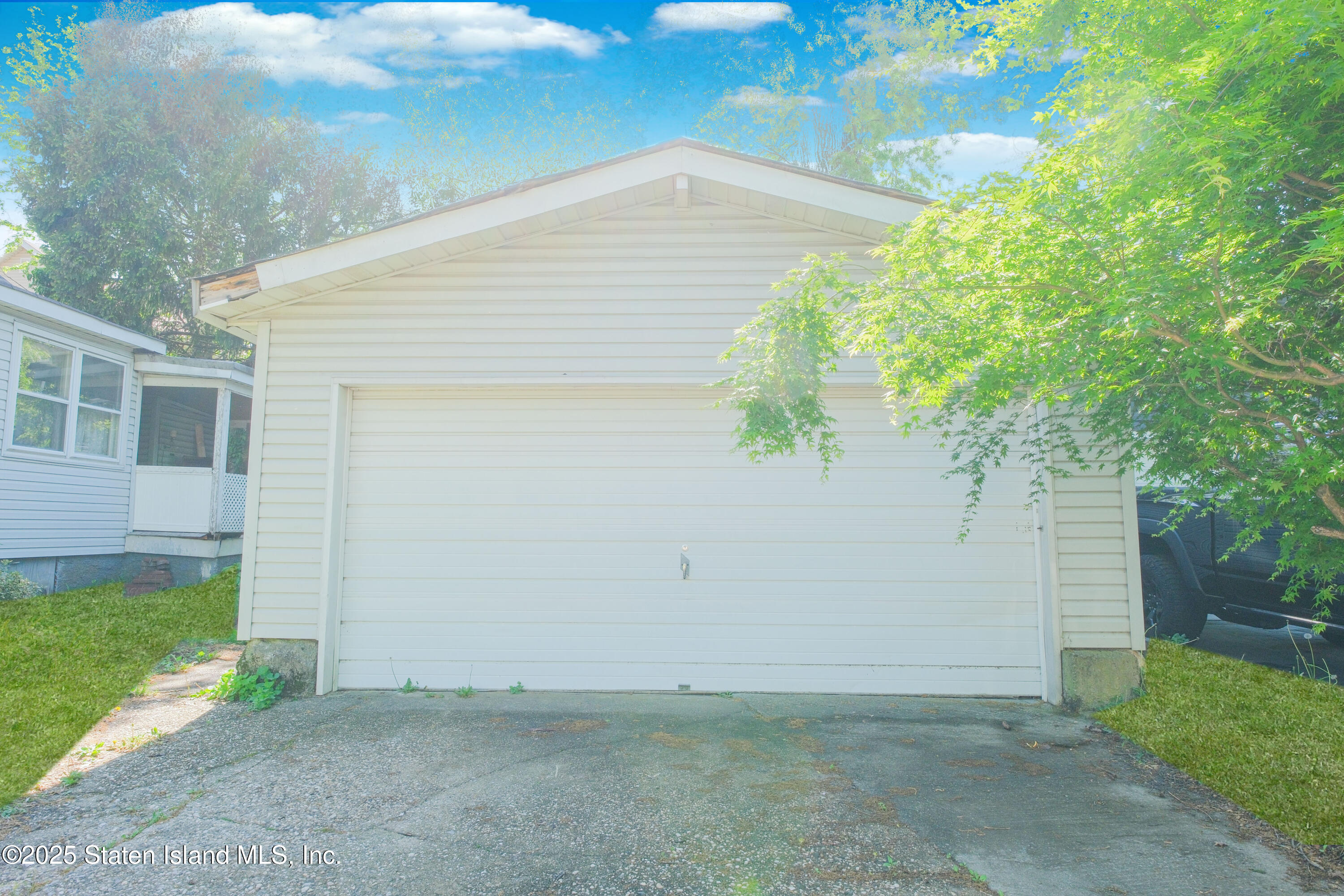 249 Lindenwood Road, Staten Island, New York image 8