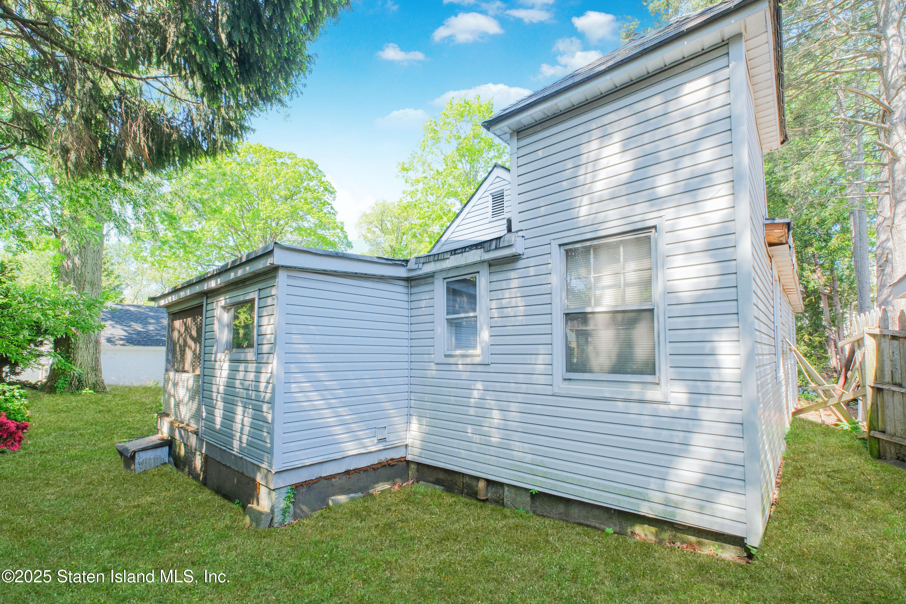 249 Lindenwood Road, Staten Island, New York image 14