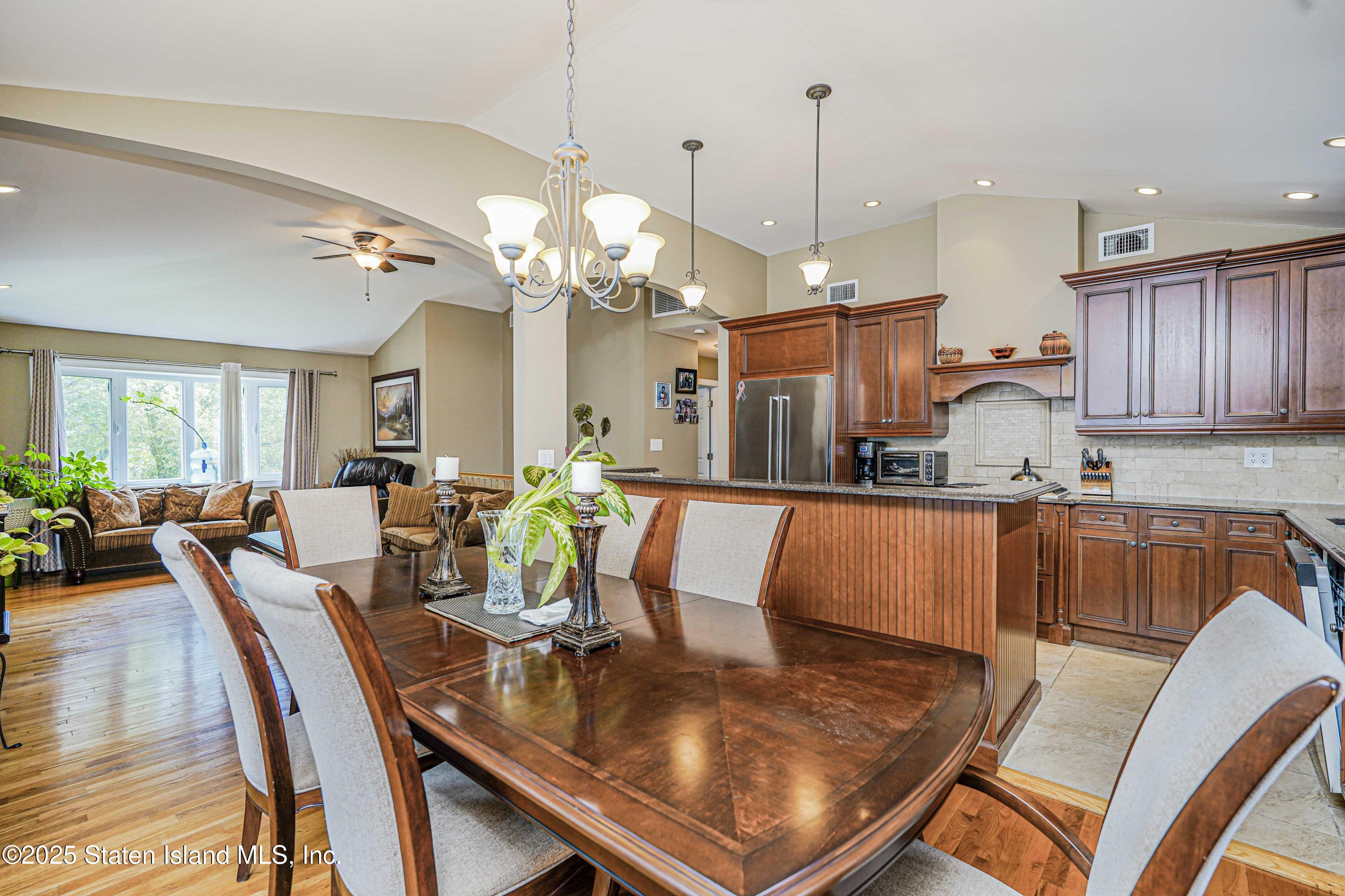 103 Elder Avenue, Staten Island, New York image 7