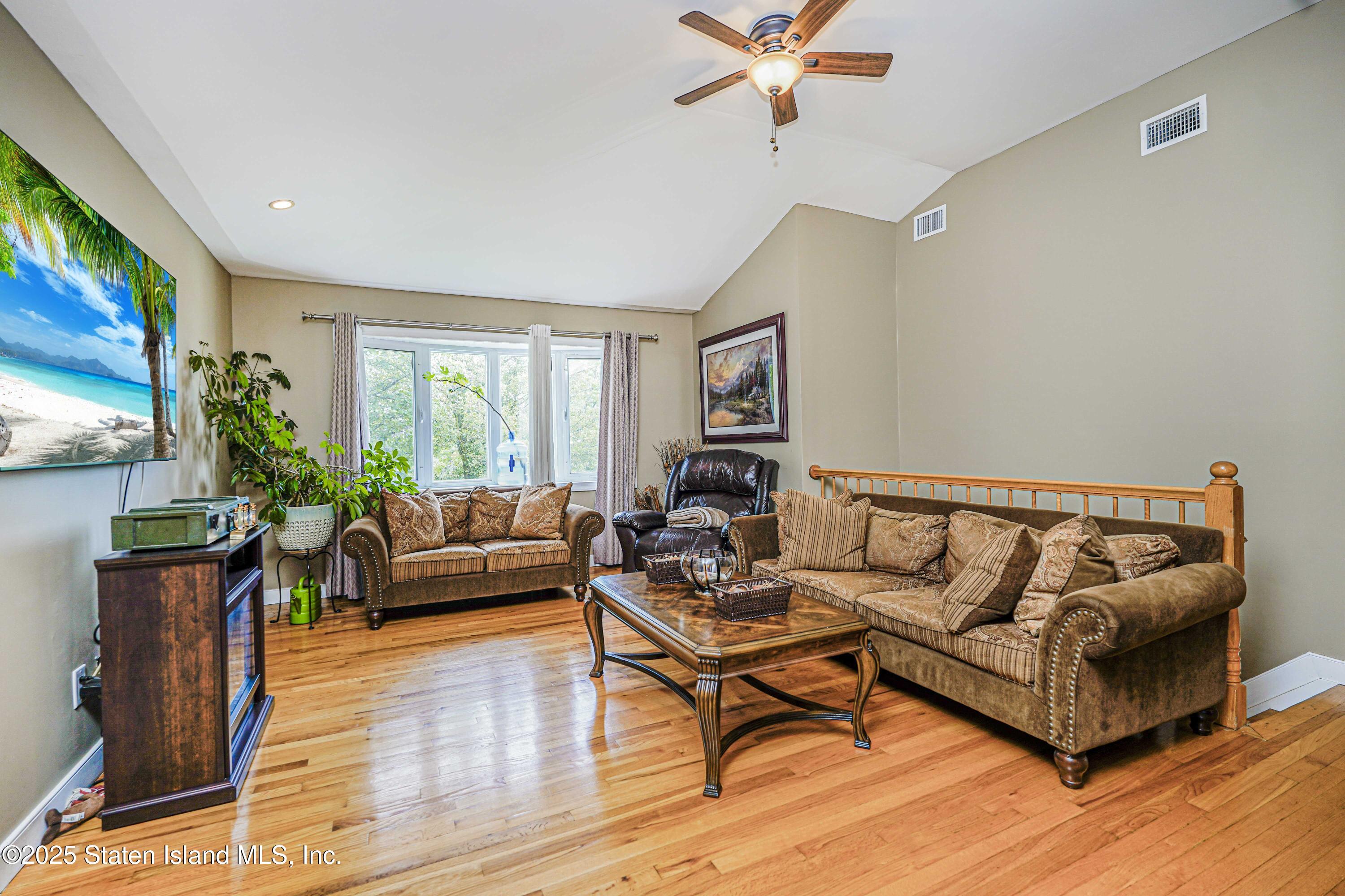 103 Elder Avenue, Staten Island, New York image 4