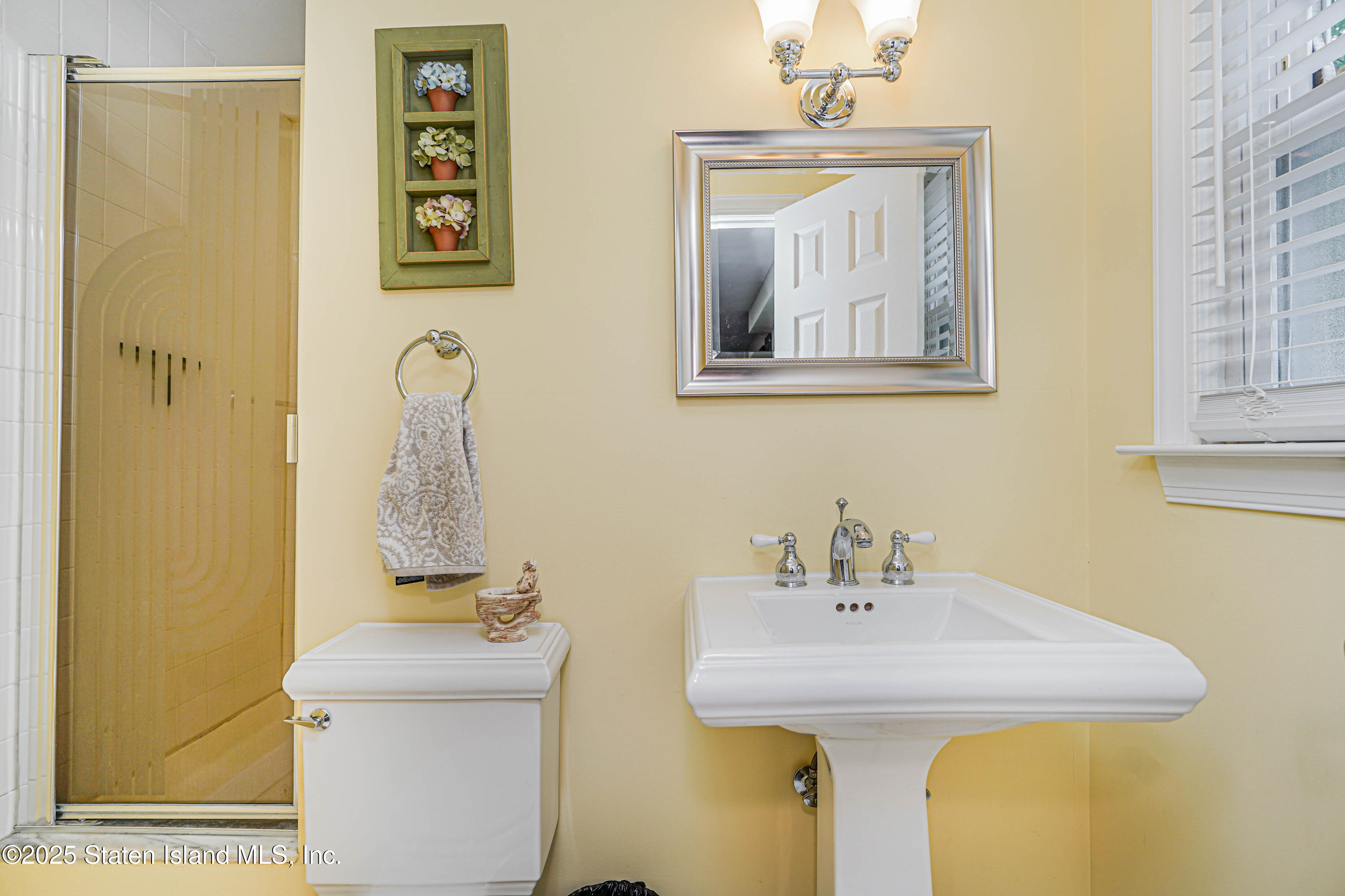 103 Elder Avenue, Staten Island, New York image 23