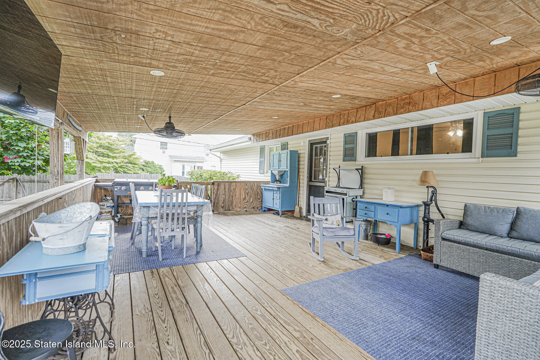 Middletown, New Jersey 07748, United States, 5 Bedrooms Bedrooms, ,3 BathroomsBathrooms,Residential,Active,186083