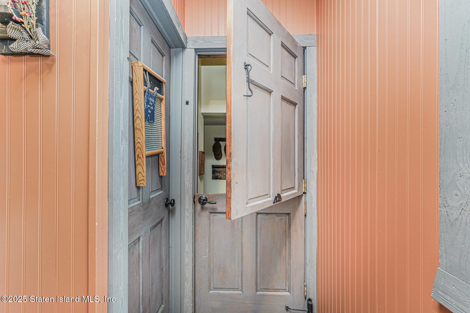 Middletown, New Jersey 07748, United States, 5 Bedrooms Bedrooms, ,3 BathroomsBathrooms,Residential,Active,186083