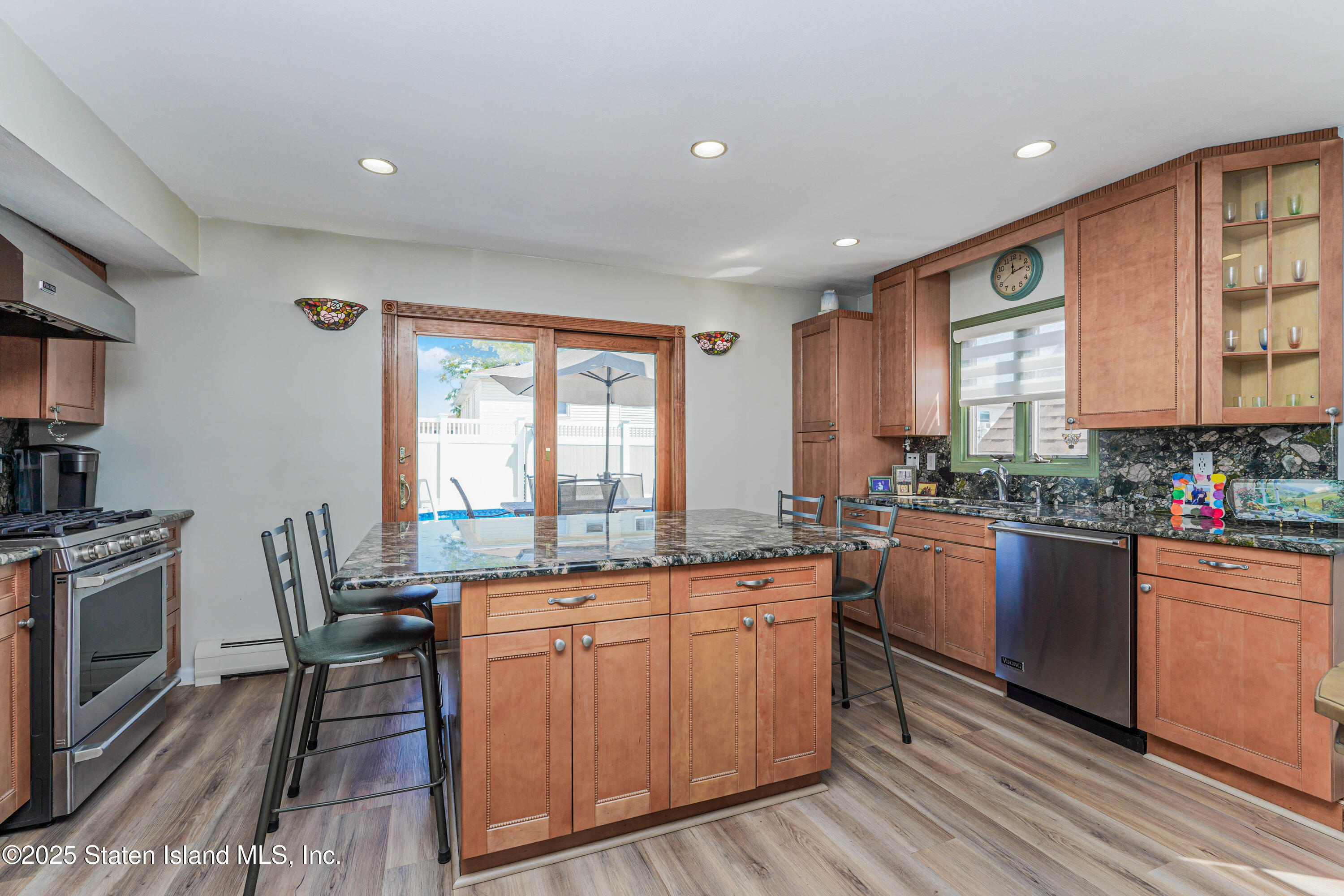 61 Thornycroft Avenue, Staten Island, New York image 10