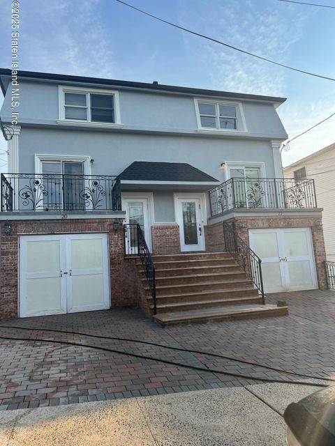 Photo of 22 Braisted Avenue, Staten Island, NY 10314 (MLS # 2503395)