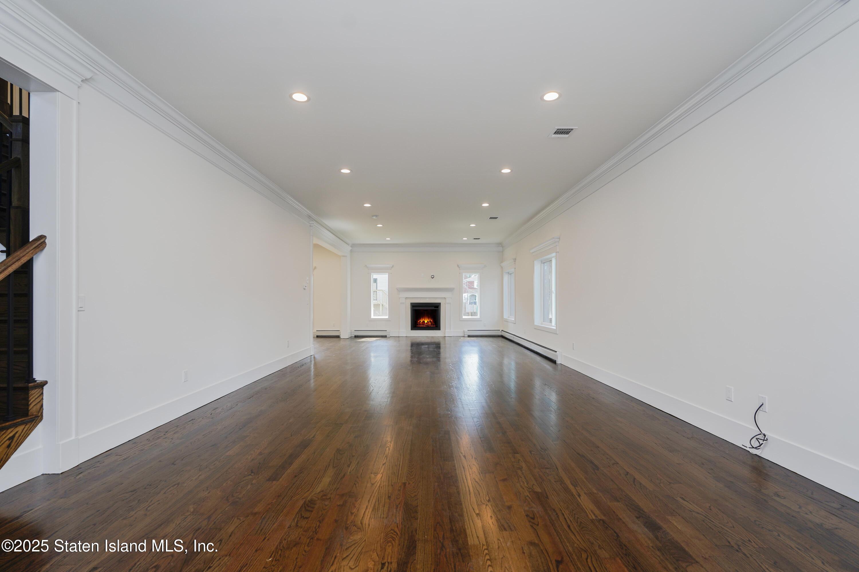 212 Center Street, Staten Island, New York image 20