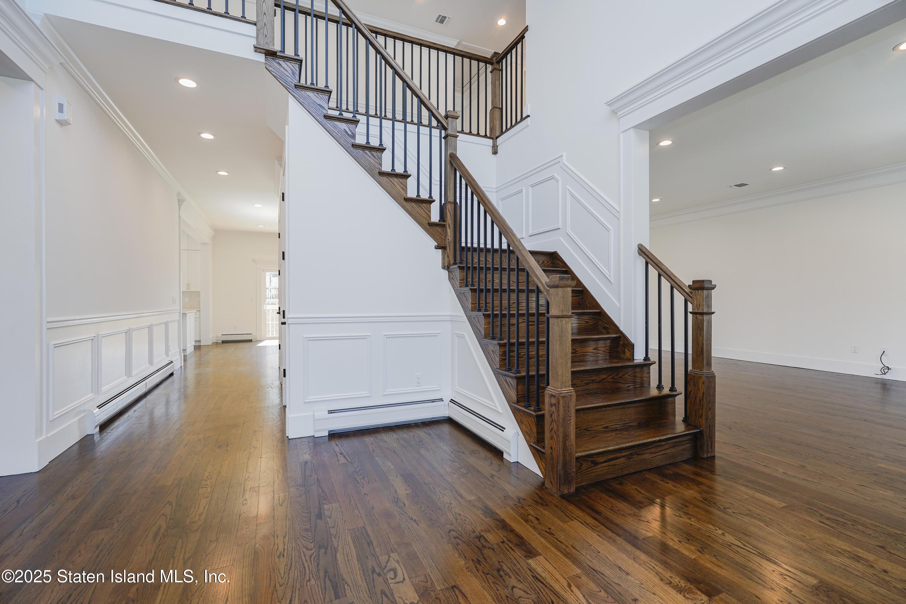 212 Center Street, Staten Island, New York image 5