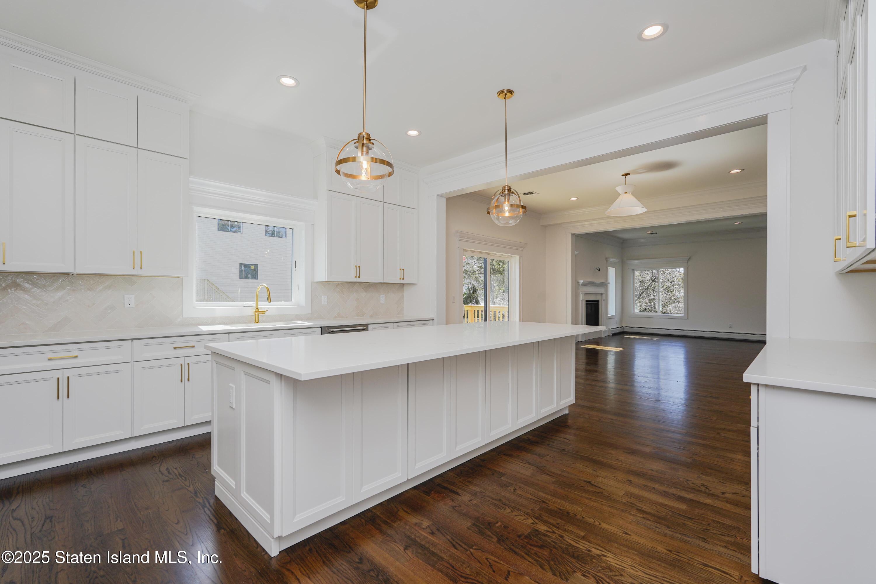 212 Center Street, Staten Island, New York image 11
