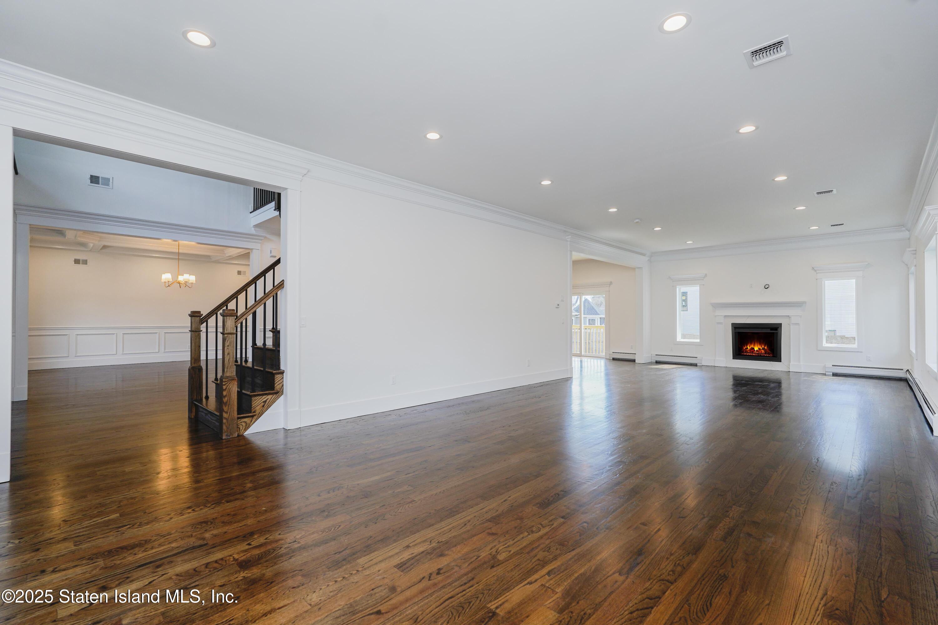 212 Center Street, Staten Island, New York image 19