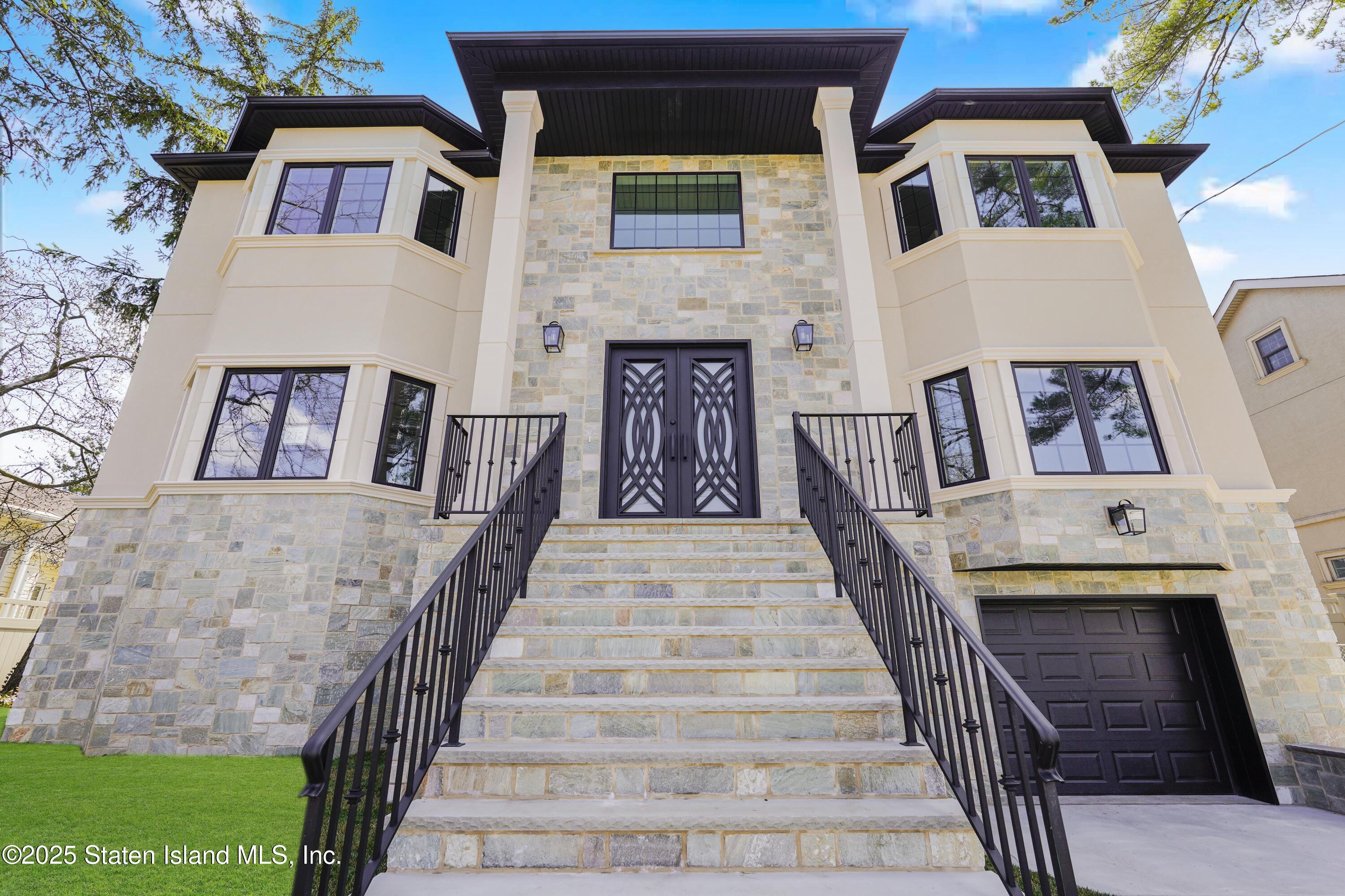 212 Center Street, Staten Island, New York image 2
