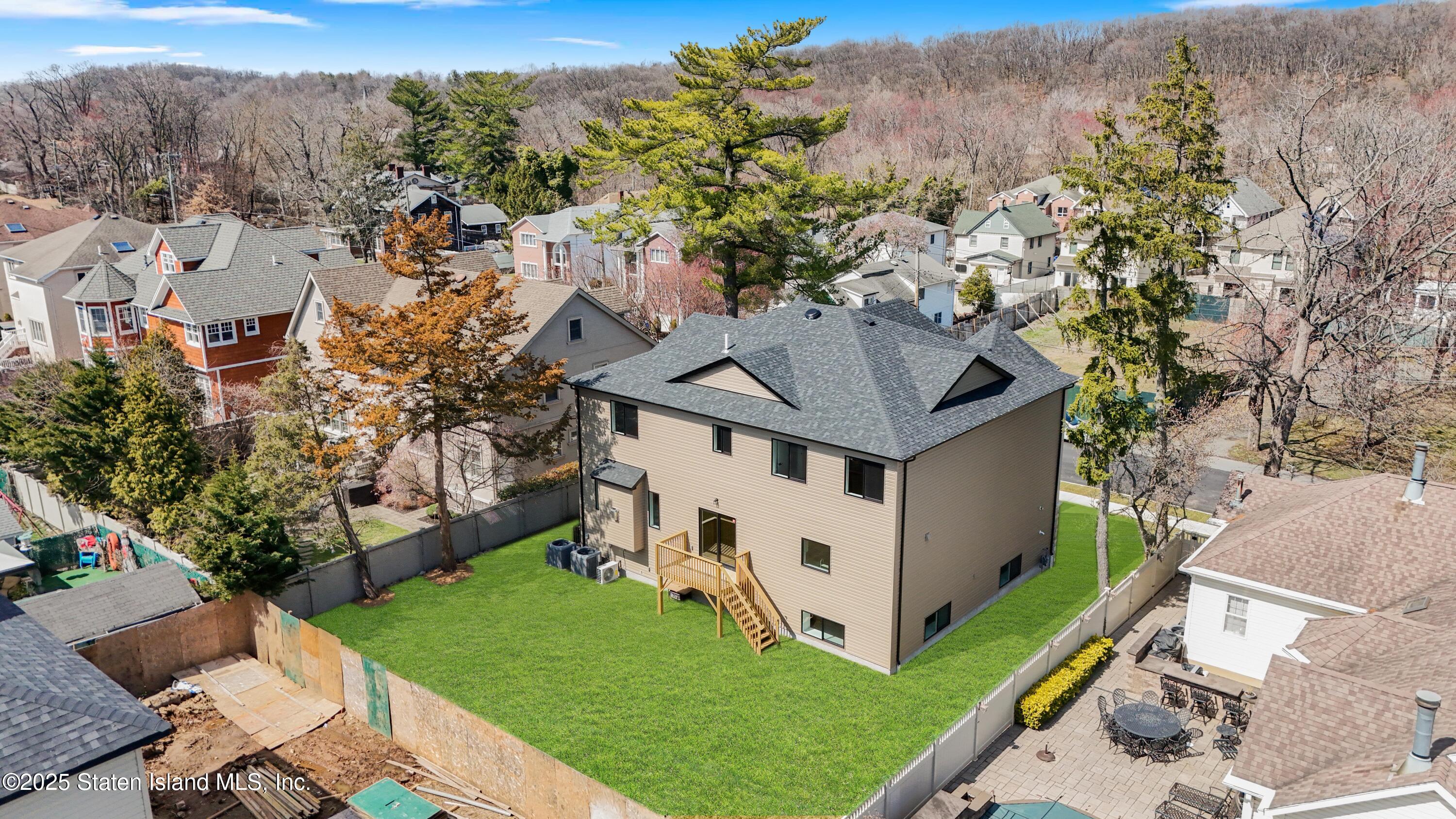 212 Center Street, Staten Island, New York image 4