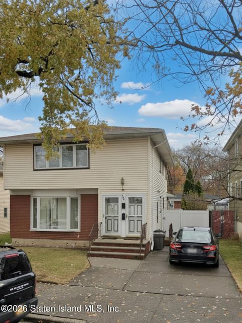 Photo of 126 Greencroft Avenue, Staten Island, NY 10308 (MLS # 2602688)