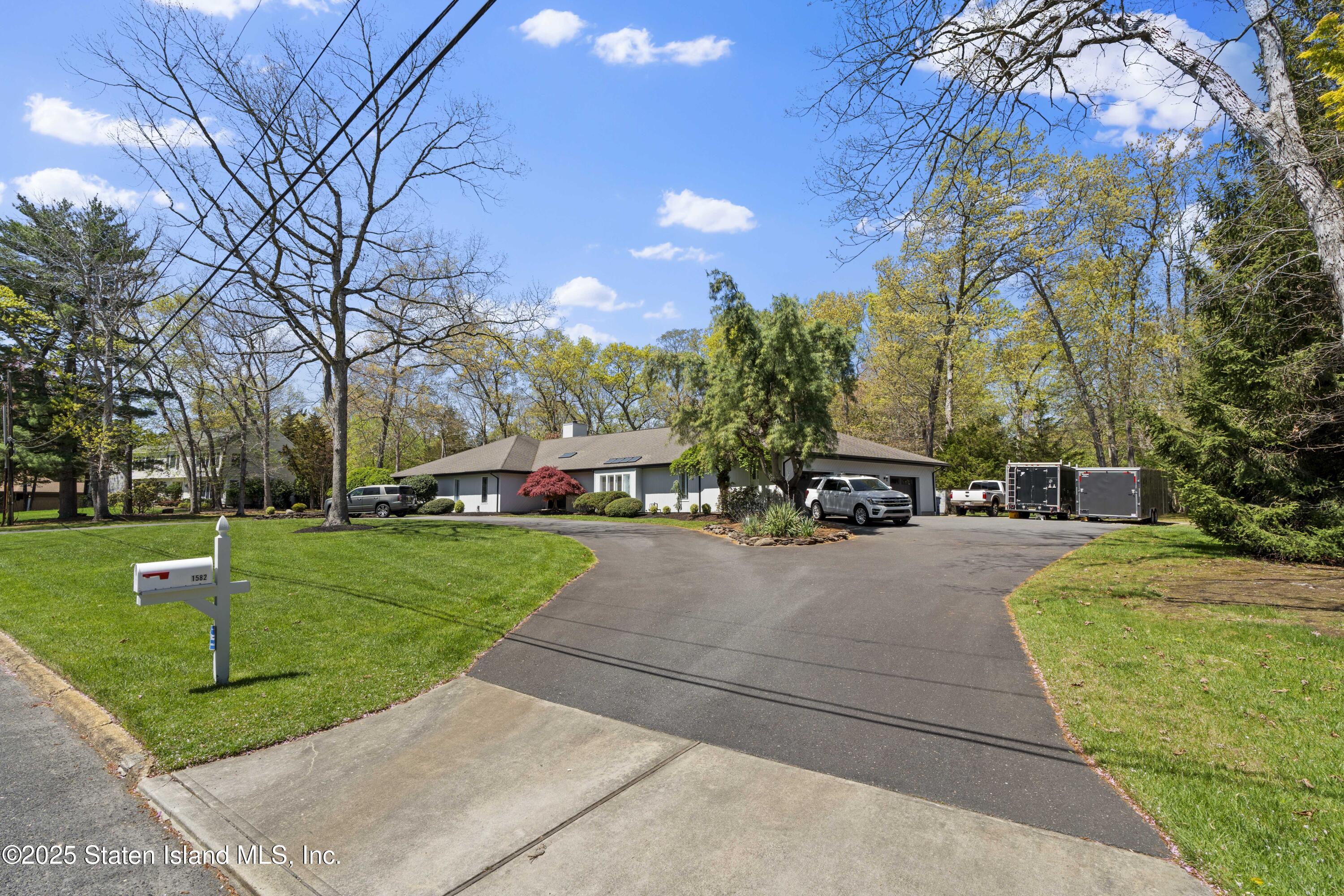 1582 Beaver Hollow Drive, Toms River, New Jersey image 5