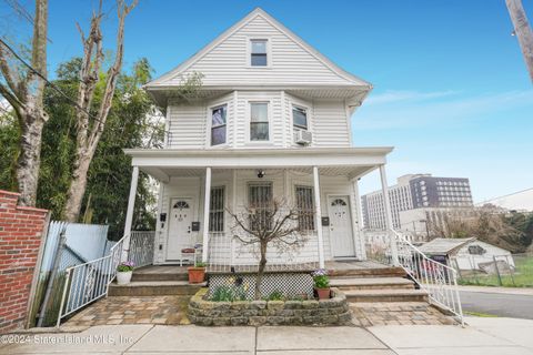 Photo of 263 Van Duzer Street, Staten Island, NY 10304 (MLS # 2402413)