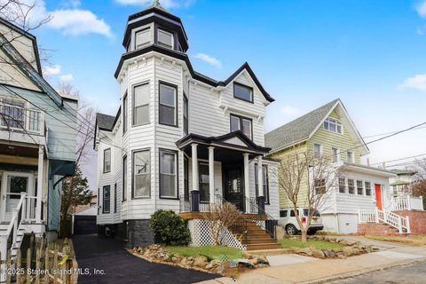 Photo of 46 Smith Terrace, Staten Island, NY 10304 (MLS # 2501866)