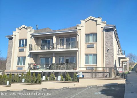 Photo of 1235 Forest Hill Road #2c, Staten Island, NY 10314 (MLS # 1160998)