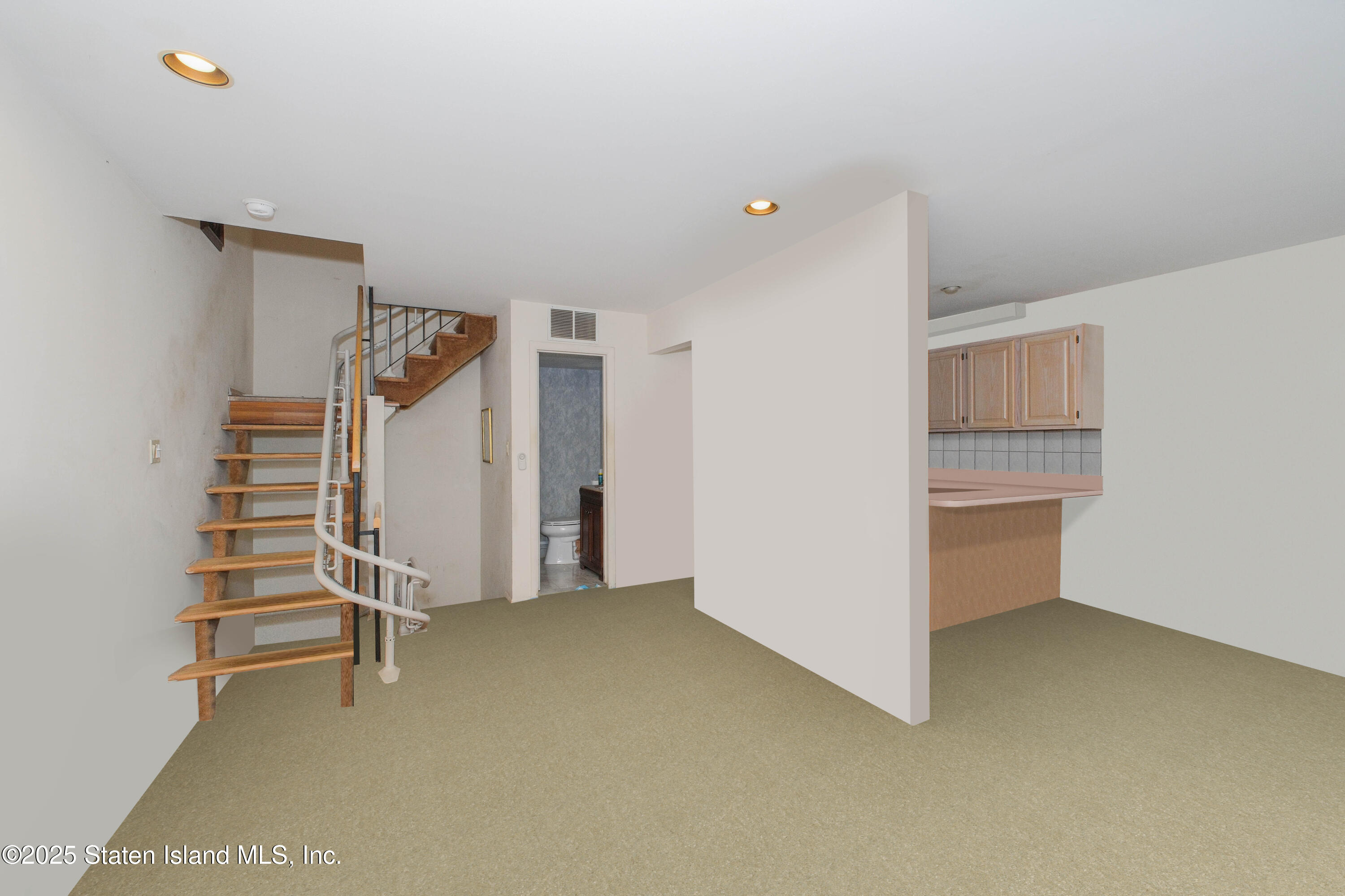 44 Hart Loop, Staten Island, New York image 13